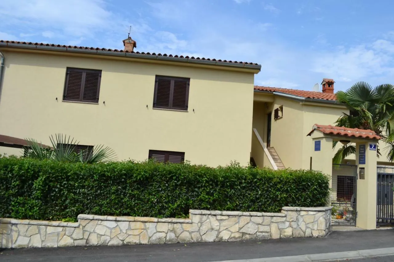 Apartments Lera Porec Guest house