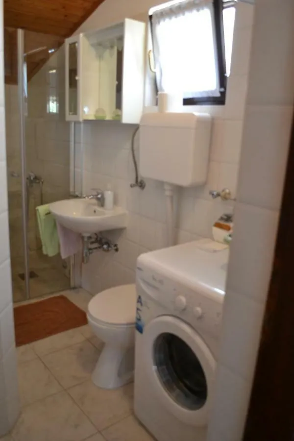 Guest house Apartments Lera Porec