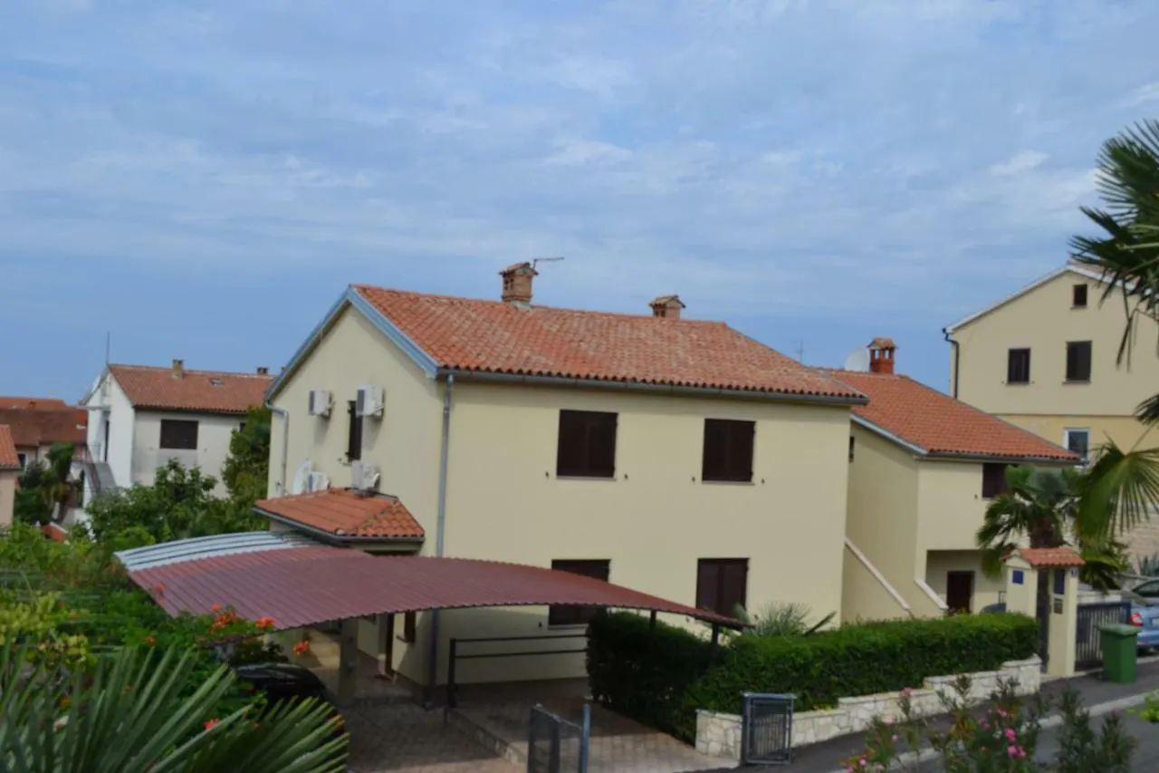 *** Guest house Apartments Lera Porec Croatia