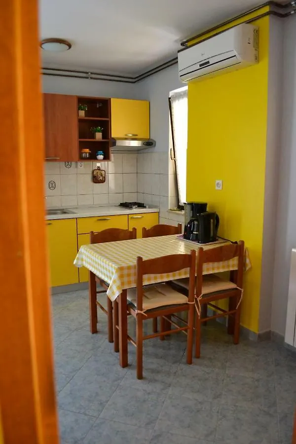 Apartments Lera Porec Croatia